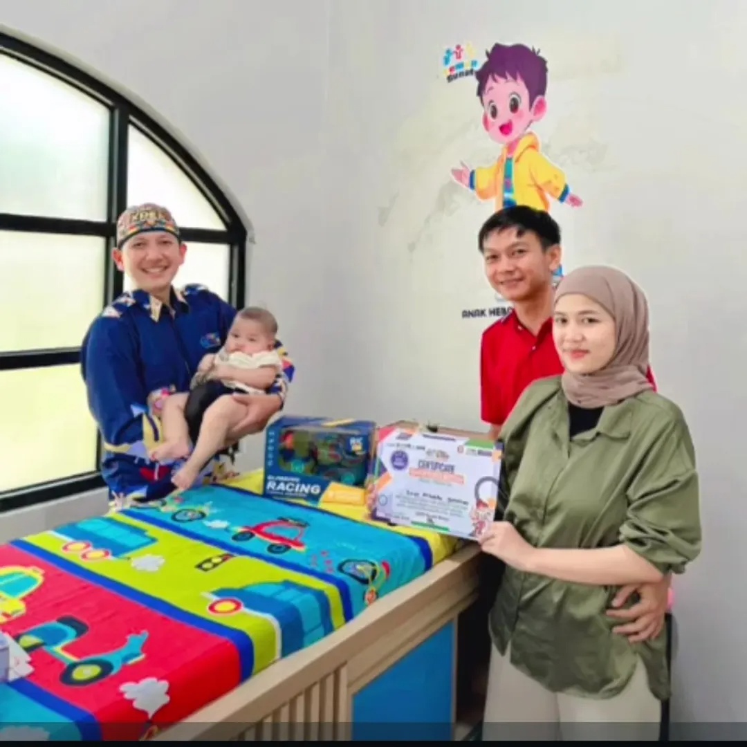 Sunat bayi lebih cepat sembuh ayah bunda yuk daftar diteman sunat Bekasi utara