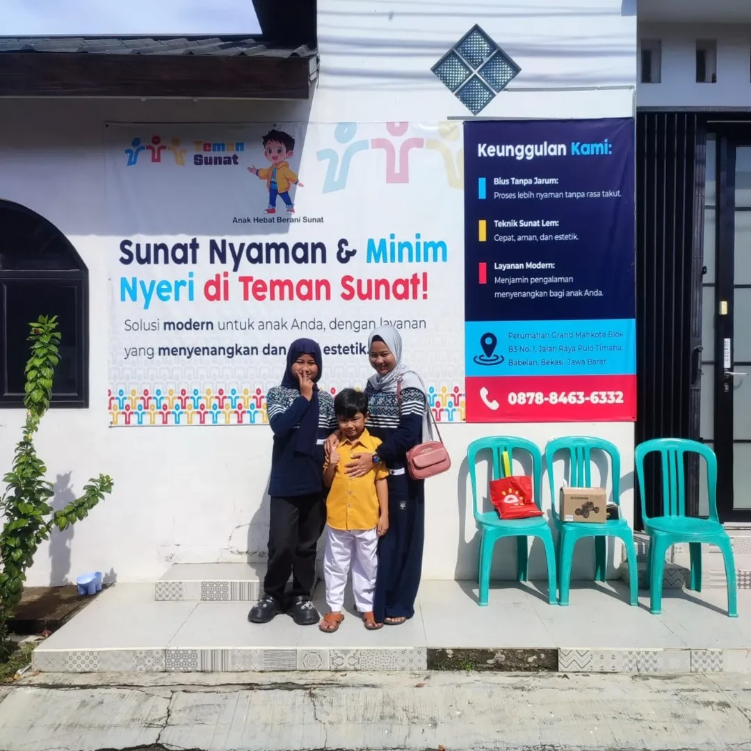Sunat modern bersama teman sunatSenyum manis salam sehat bersama teman sunat